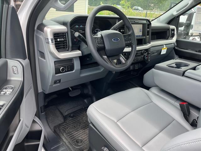 2025 Ford F-350 Super Duty XL DRW