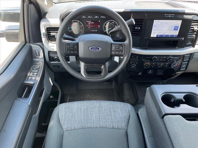 2025 Ford F-550SD XLT DRW