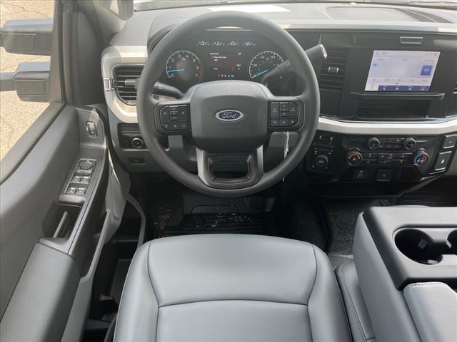 2025 Ford F-350 Super Duty XL