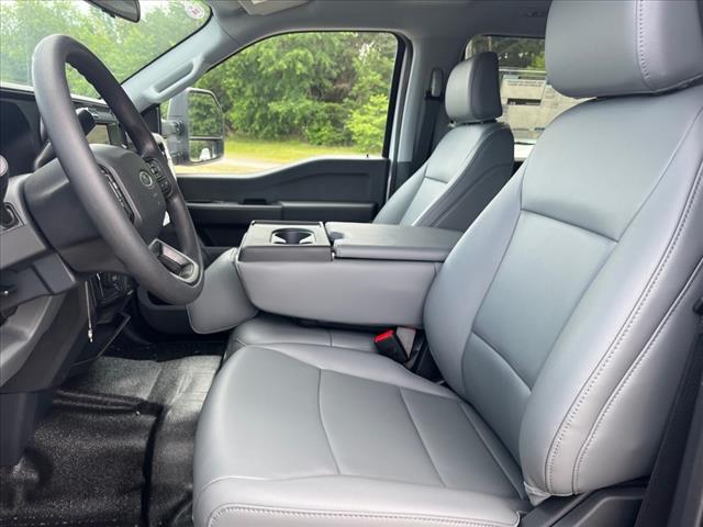 2025 Ford F-450SD XL DRW