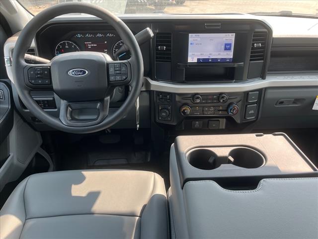 2025 Ford F-350 Super Duty XL