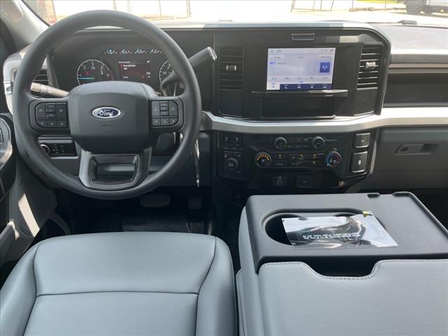 2025 Ford F-350 Super Duty XL DRW