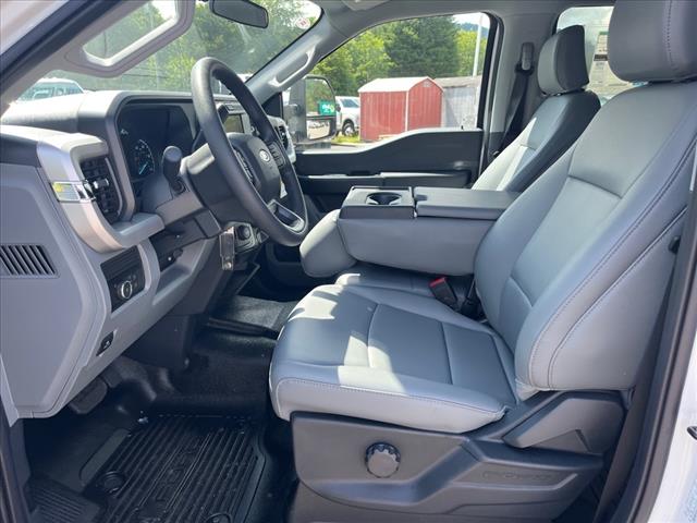 2025 Ford F-350 Super Duty XL DRW