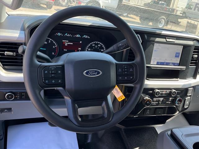 2025 Ford F-350 Super Duty XL DRW