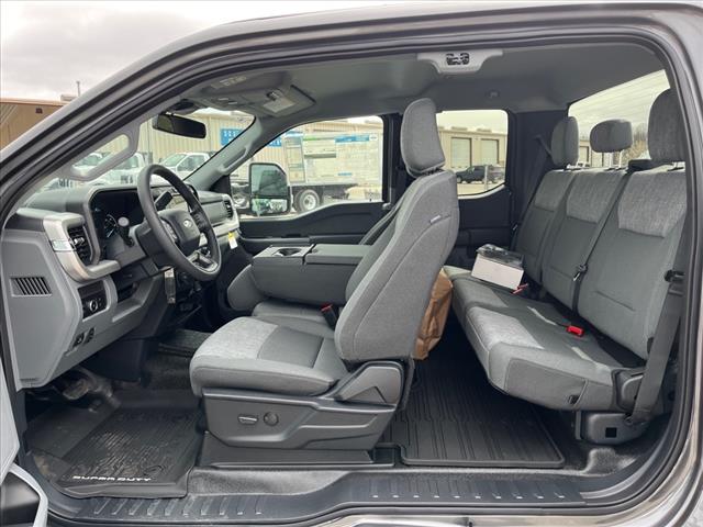 2025 Ford F-350 Super Duty XLT DRW