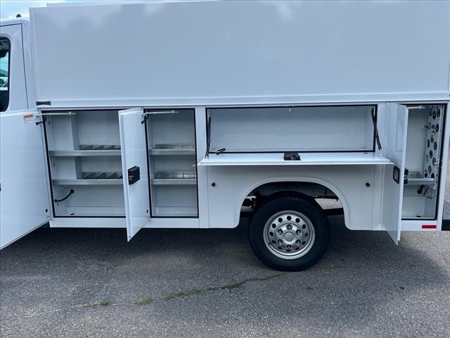 2024 Ford Transit Base