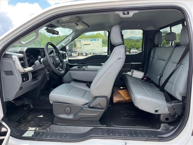 2025 Ford F-550SD XL DRW