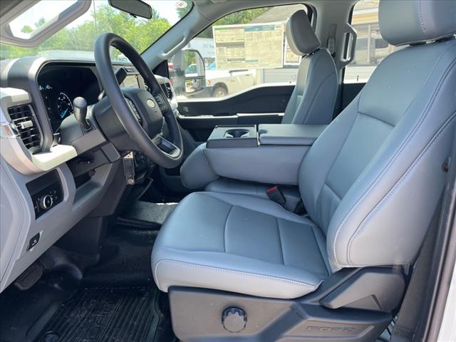 2025 Ford F-250 Super Duty XL
