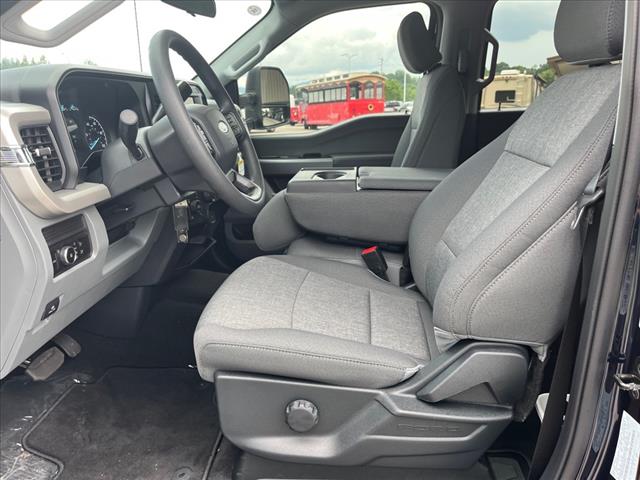2025 Ford F-250 Super Duty XL