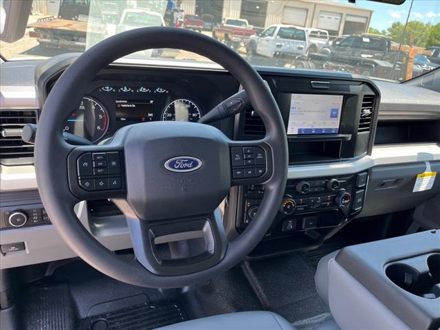2025 Ford F-350 Super Duty XL