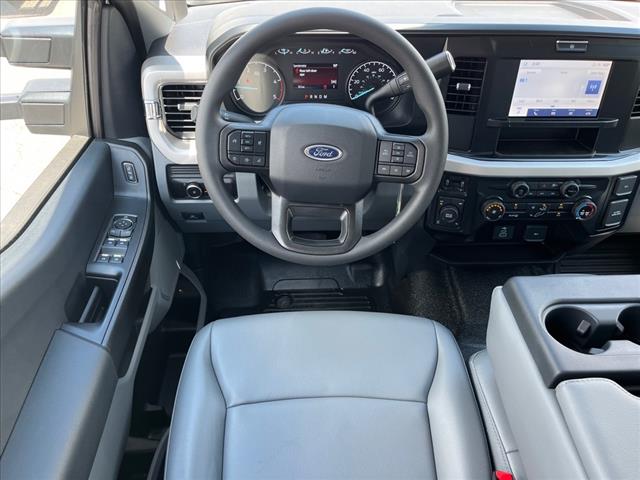 2025 Ford F-350 Super Duty XL