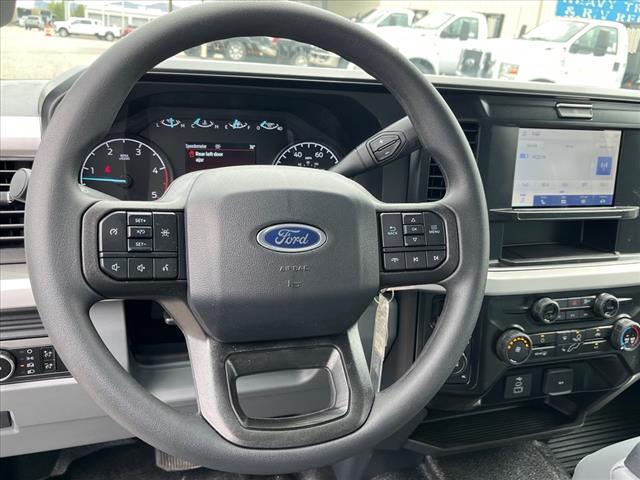 2025 Ford F-350 Super Duty XL DRW