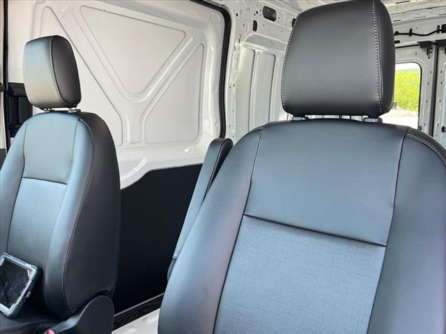 2025 Ford Transit 250