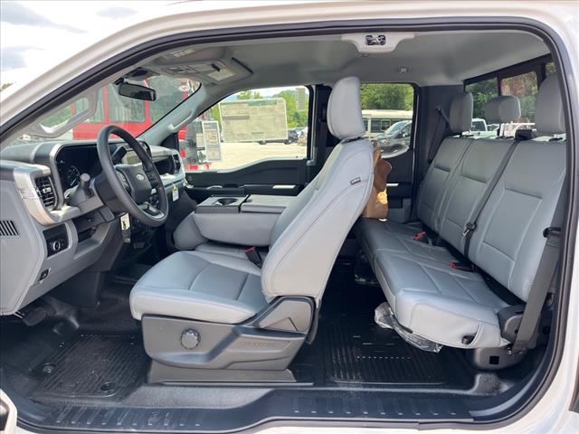 2025 Ford F-350 Super Duty XL