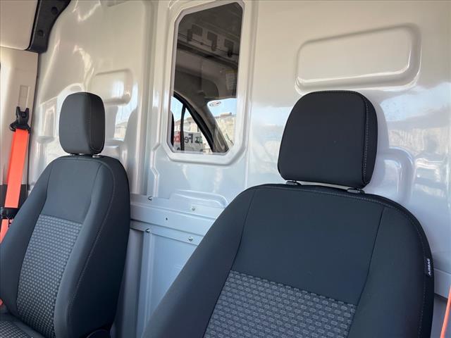 2024 Ford Transit 250