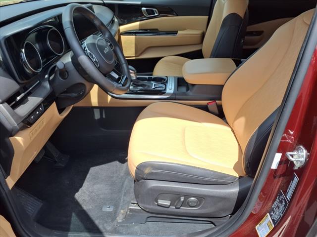2024 Kia Carnival EX