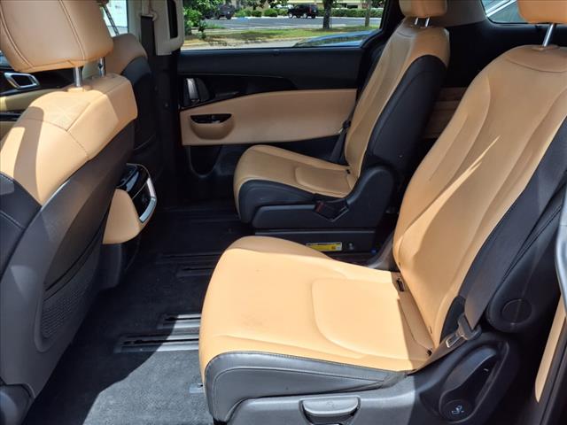2024 Kia Carnival EX