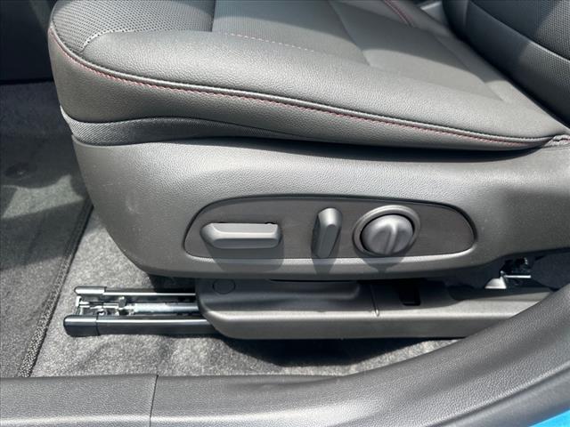 2025 Chevrolet Trax RS
