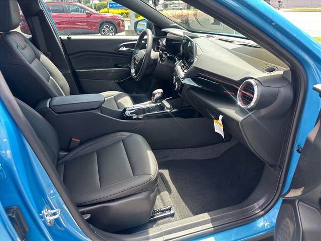 2025 Chevrolet Trax RS