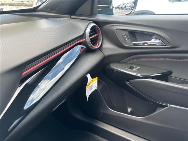 2025 Chevrolet Trax RS