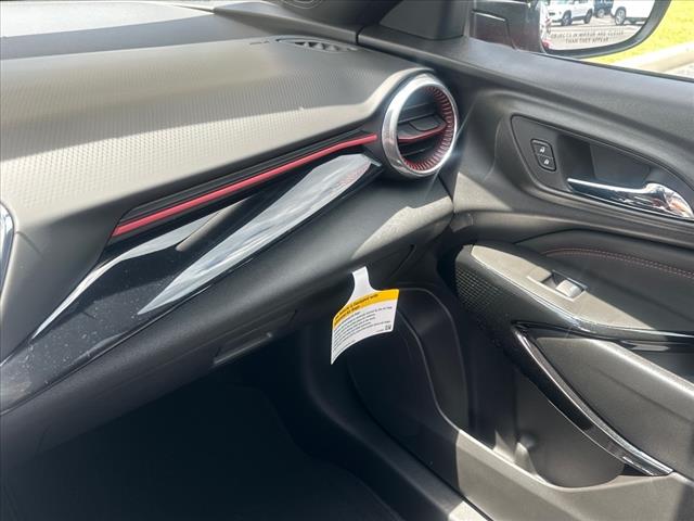 2025 Chevrolet Trax RS