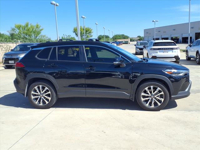 2024 Toyota Corolla Cross XLE