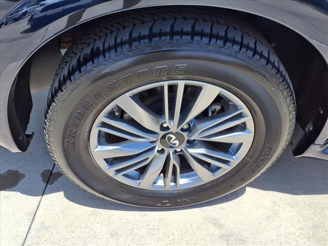 2021 INFINITI QX80 LUXE