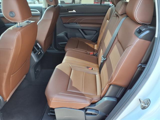 2023 Volkswagen Atlas 2.0T SE w/Technology