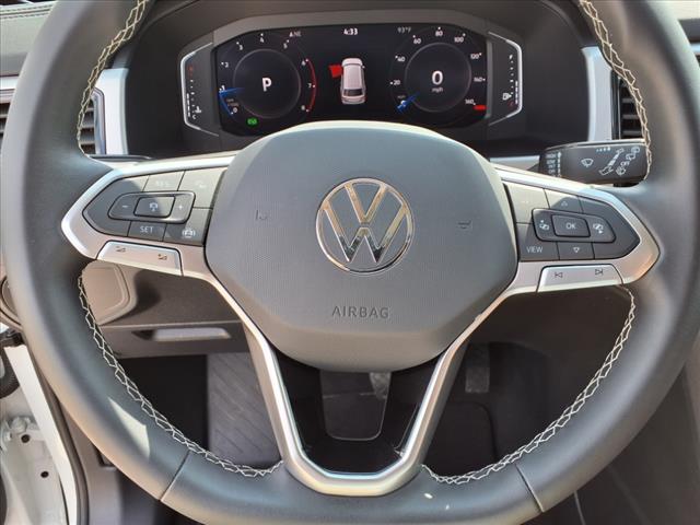 2023 Volkswagen Atlas 2.0T SE w/Technology