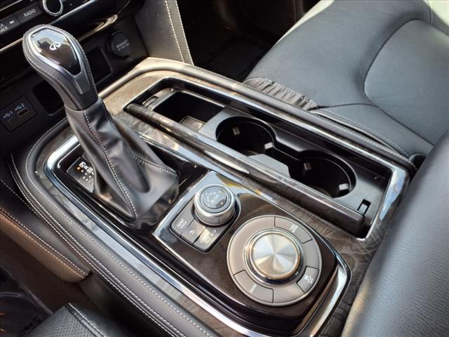2021 INFINITI QX80 LUXE