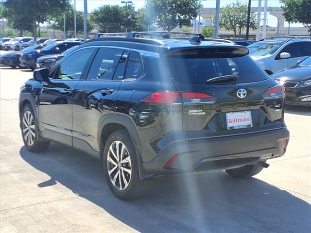 2024 Toyota Corolla Cross XLE
