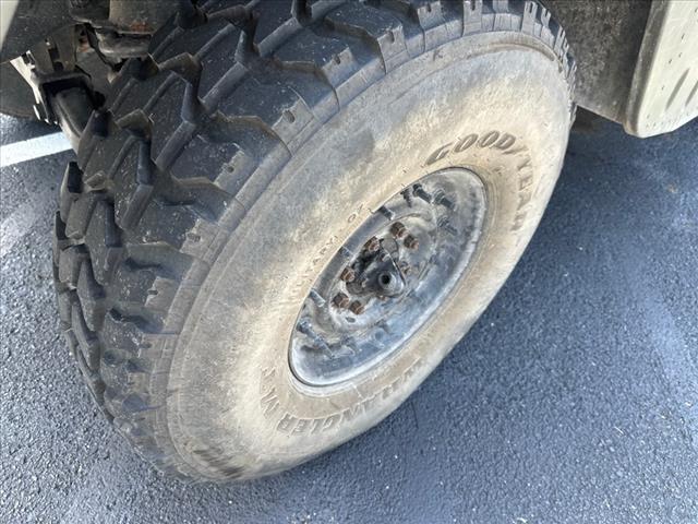 1991 AM General M998 4 door truck