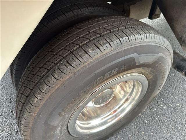 1989 Ford F-350 Base