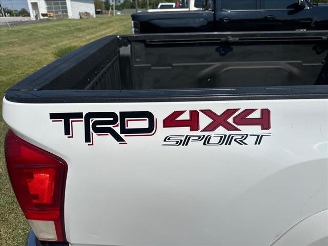 2020 Toyota Tacoma SR5 V6
