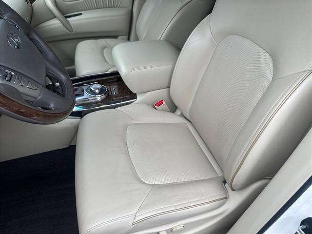 2017 INFINITI QX80 Base