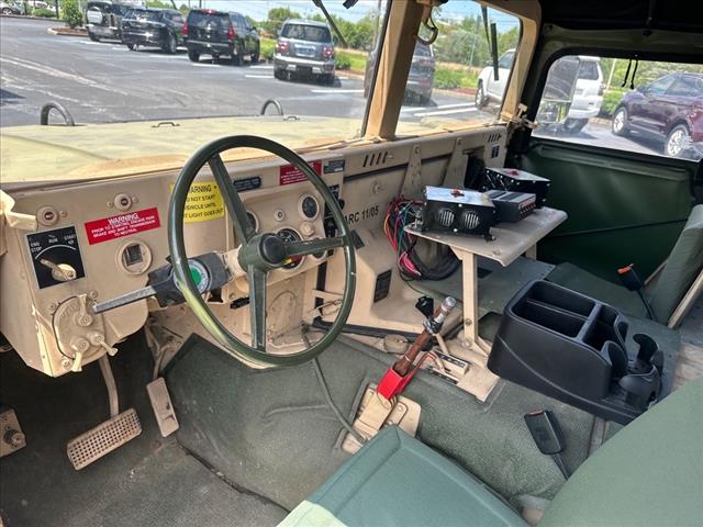 1991 AM General M998 4 door truck