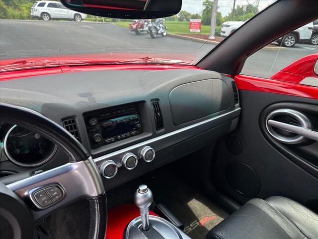 2004 Chevrolet SSR LS