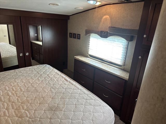 2013 HeartLand Elkridge 34TSRE