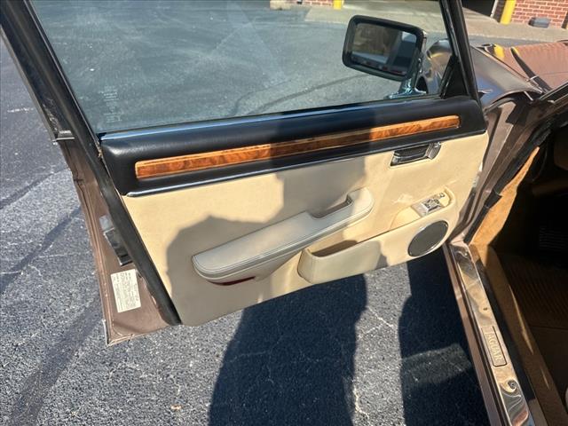 1986 Jaguar XJ-Series XJ6 Vanden Plas