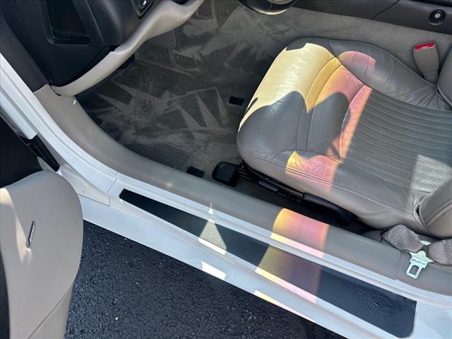 2004 Chevrolet Corvette Base