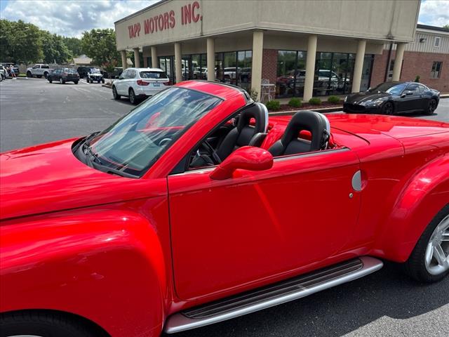 2004 Chevrolet SSR LS