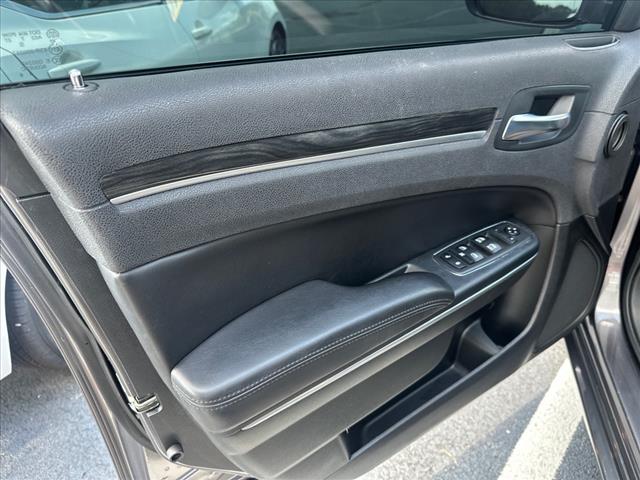 2018 Chrysler 300 Touring L