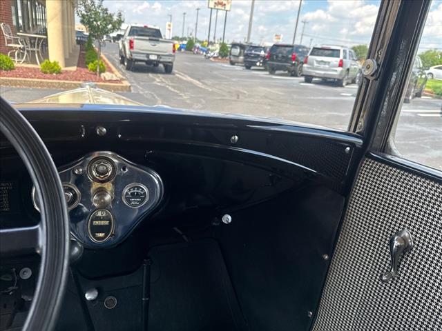 1930 Ford Model A 2dr sedan