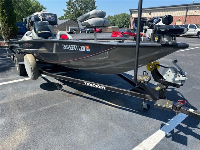 2014 Tracker Pro Team 190 TX 
