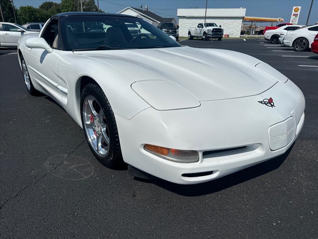 2004 Chevrolet Corvette Base