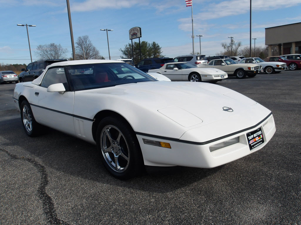1988 Chevrolet Corvette Base - main photo