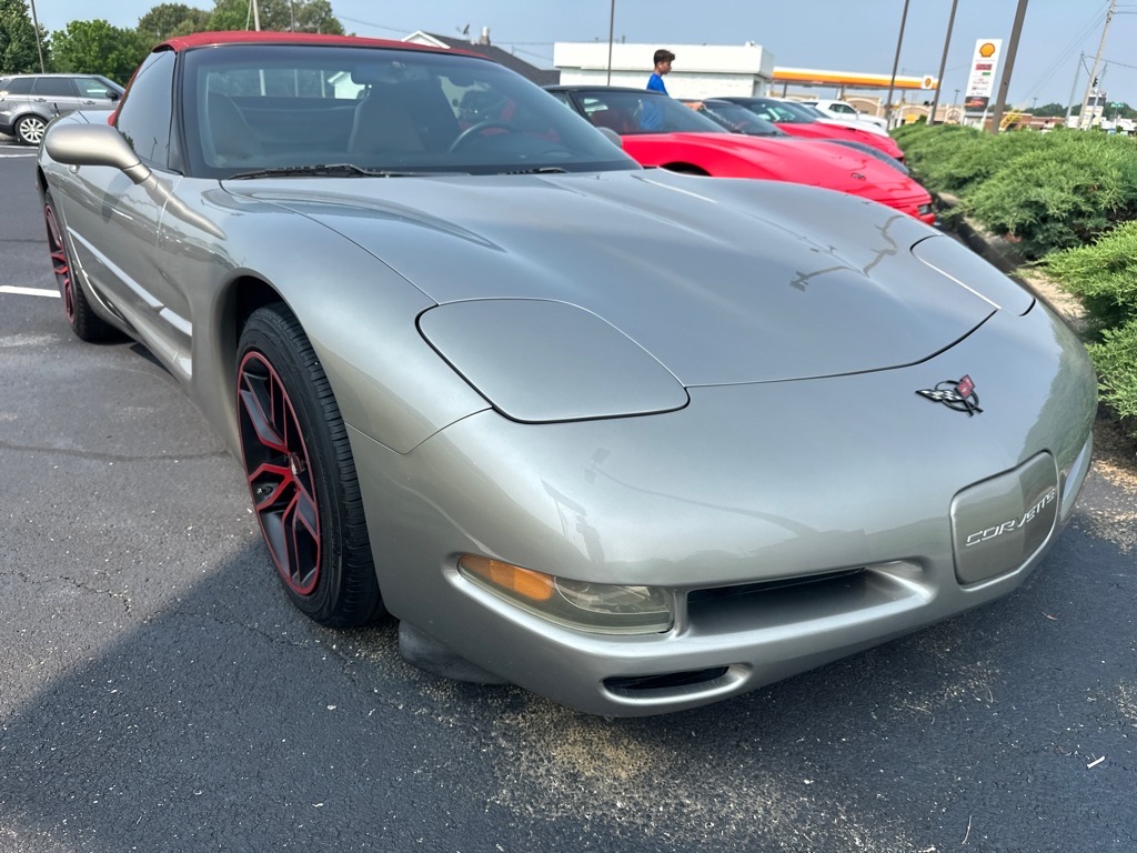 2002 Chevrolet Corvette Base - main photo
