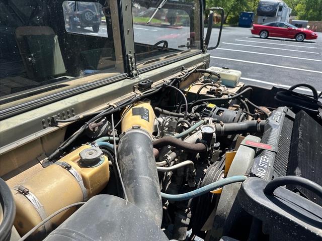 1991 AM General M998 4 door truck