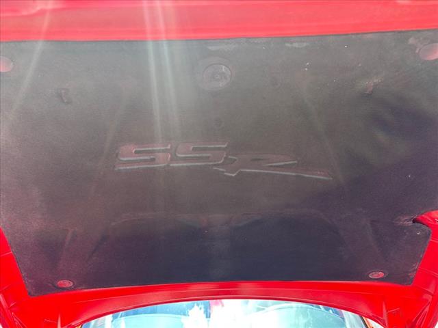 2004 Chevrolet SSR LS