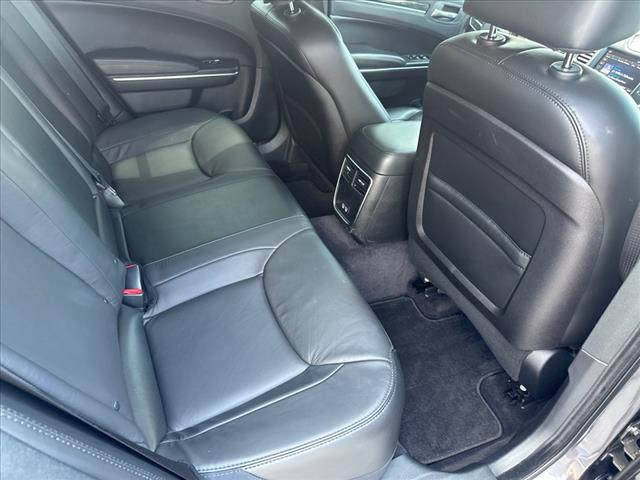 2018 Chrysler 300 Touring L